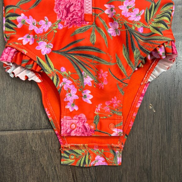Old Navy Printed Ruffle-Trim Rashguard One-Piece Swimsuit for Baby - Picture 3 of 4
